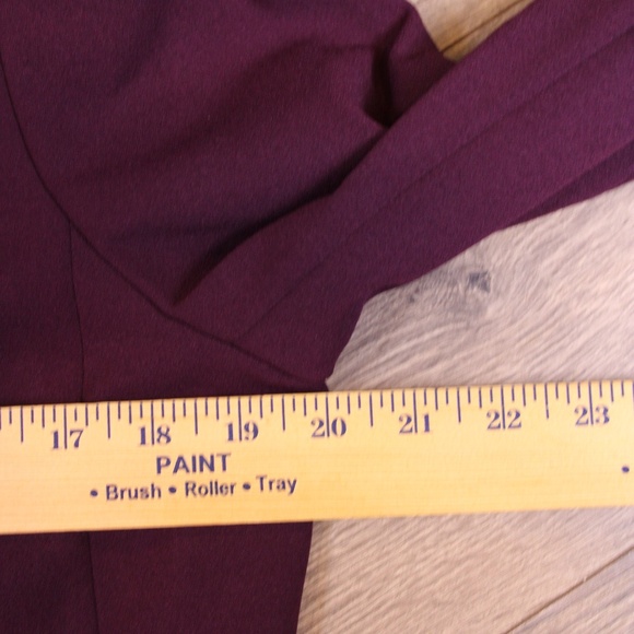 0413 Calvin Klein Women’s Purple Blazer & Pant Suit Set - Picture 7 of 14